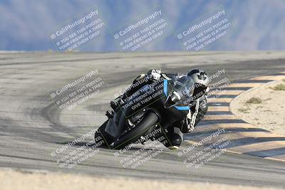 media/Nov-16-2025-Race Pace (Sun) [[8c5fa54630]]/Verified Riders/8-Turn 12 (120pm)/